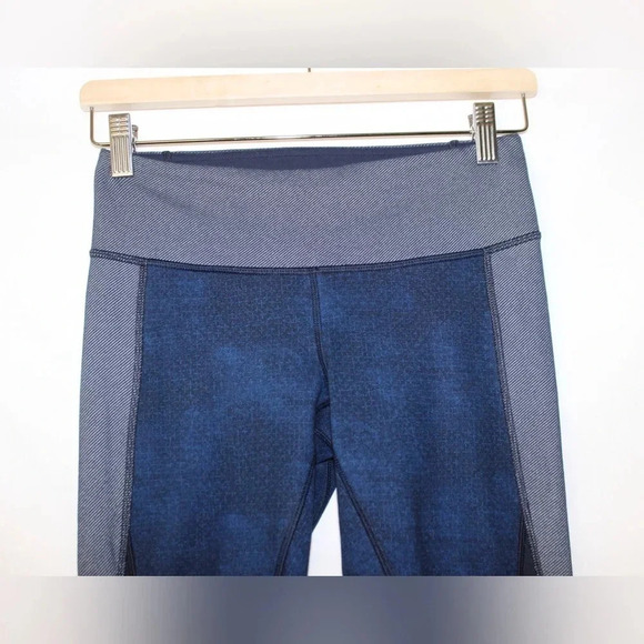Women’s Lululemon Wunder Under Crop Sashiko Size 4 - Picture 3 of 9